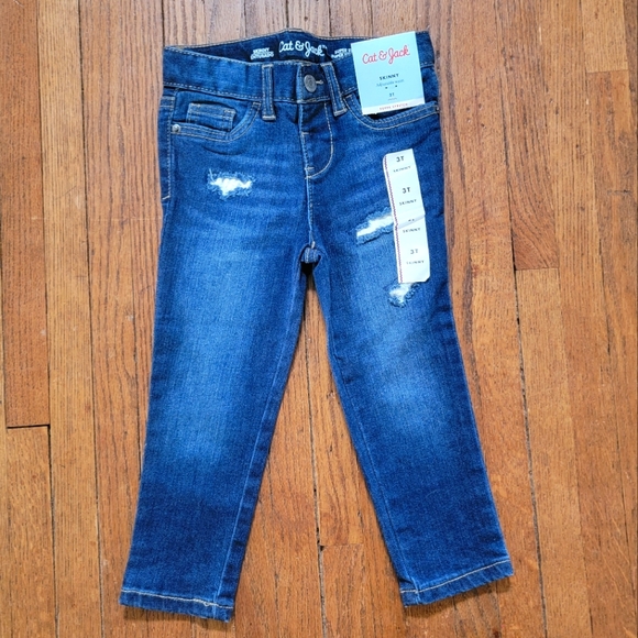 Cat & Jack Oshkosh Girls Bundle - Picture 6 of 7